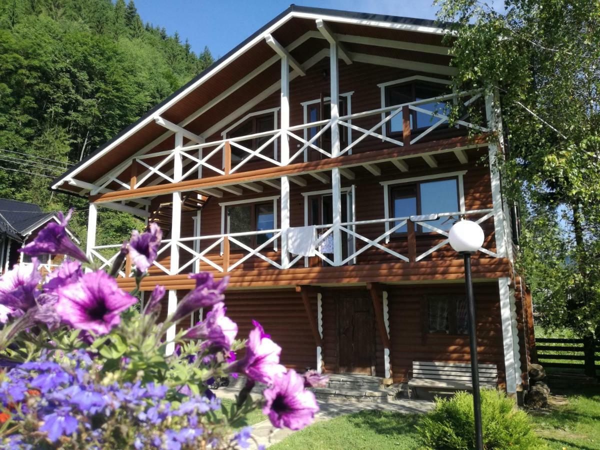 Hotel Gorycvit à Verkhniy Yasenov Extérieur photo